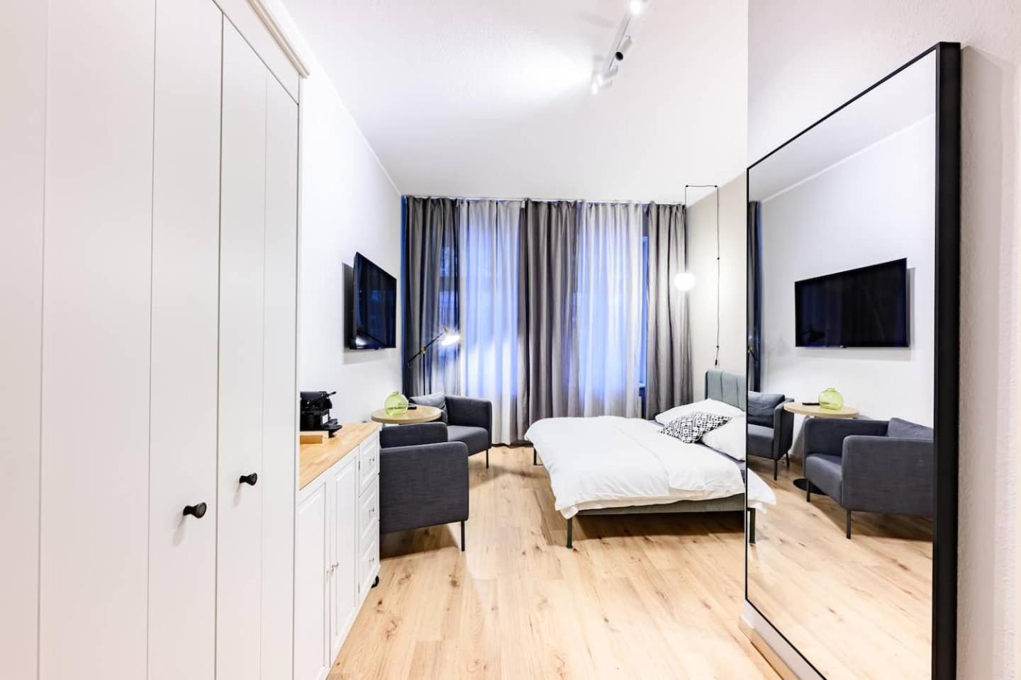 Bh5 Ron Berlín Exterior foto
